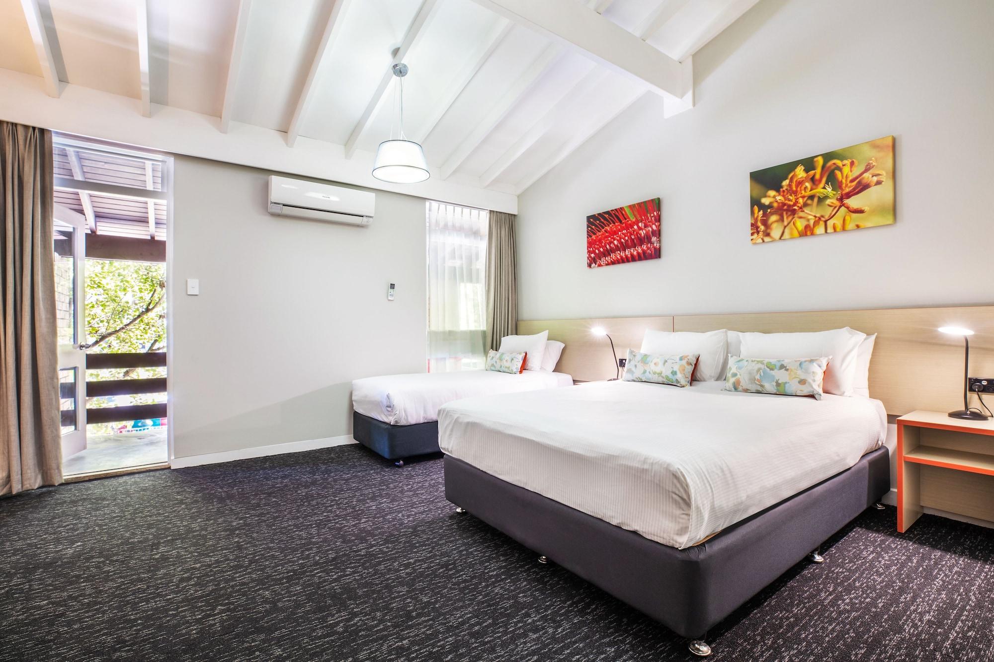 Nightcap At The Ranch Hotel Macquarie Park Экстерьер фото