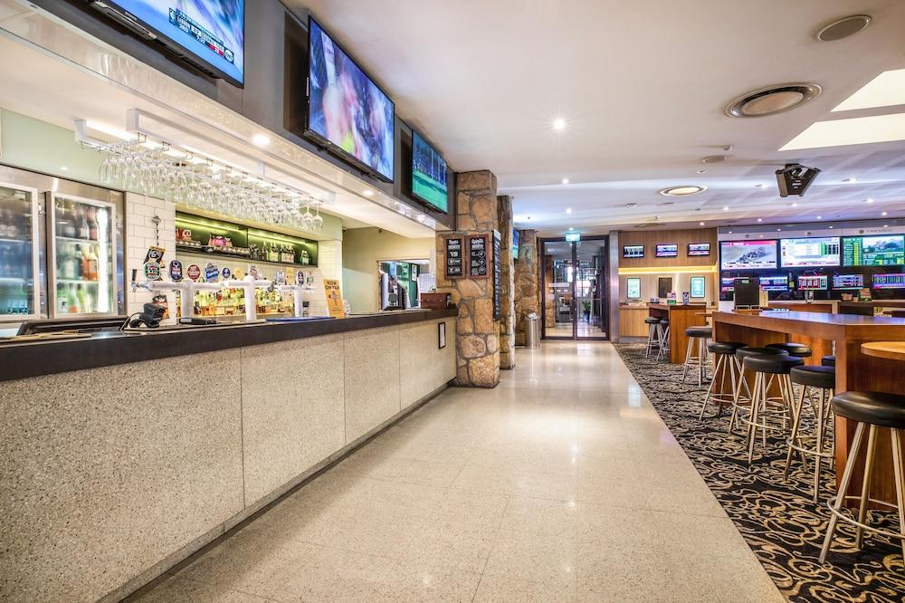 Nightcap At The Ranch Hotel Macquarie Park Экстерьер фото
