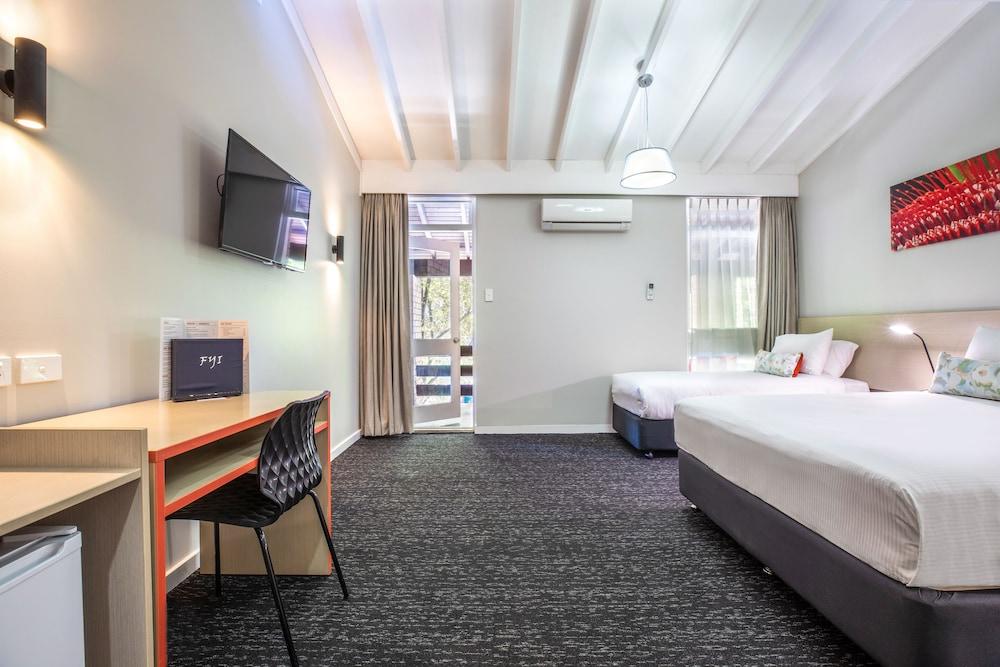 Nightcap At The Ranch Hotel Macquarie Park Экстерьер фото