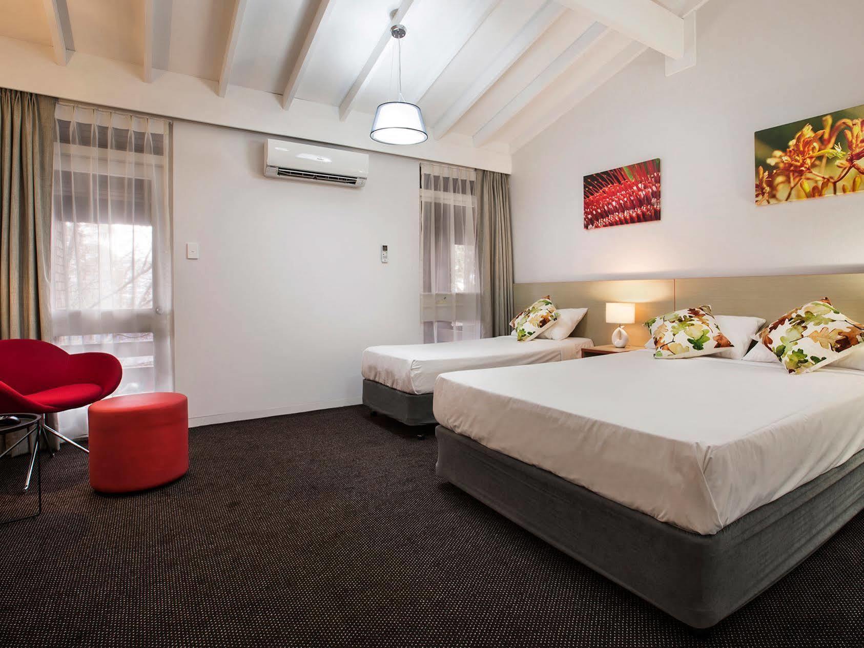 Nightcap At The Ranch Hotel Macquarie Park Экстерьер фото